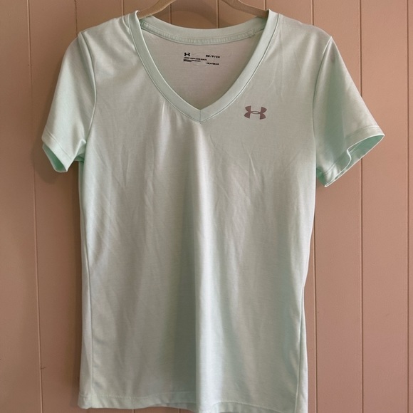 Under Armour Tops - Womens Under Armour Heat Gear V-Neck Dry Fit Shirt Small Light Green